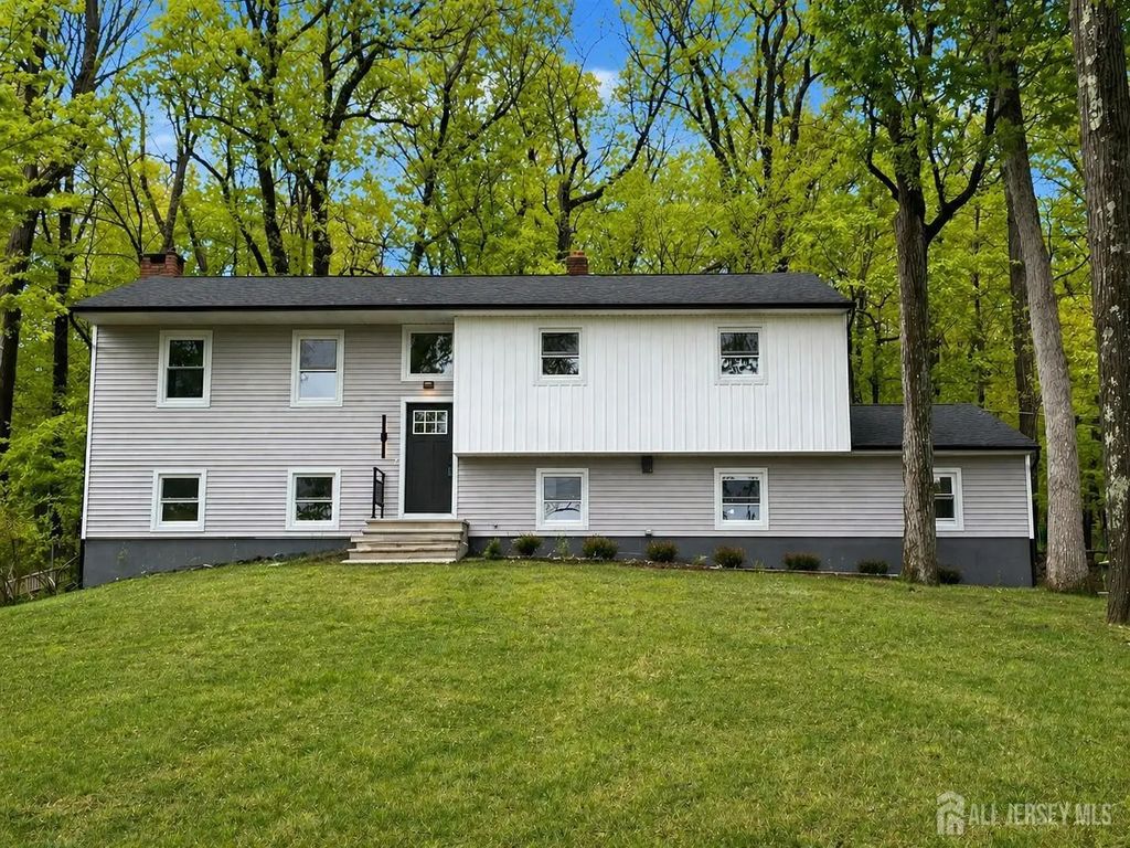 962 Brown Road, Bridgewater