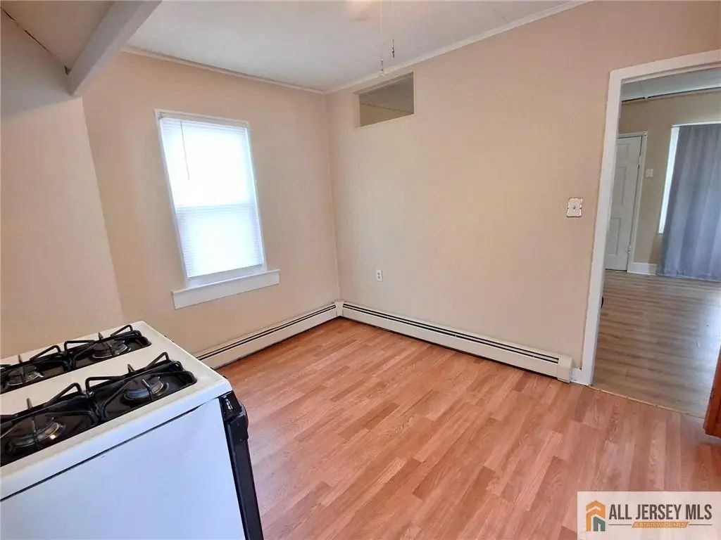 27 Obert Street, South River