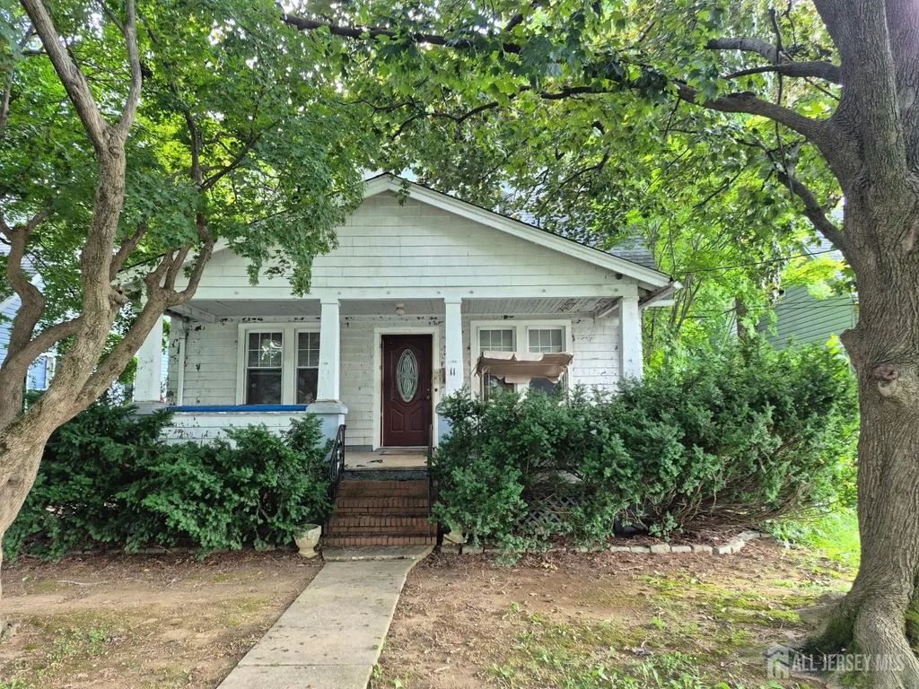 11 Appleby Avenue, South River