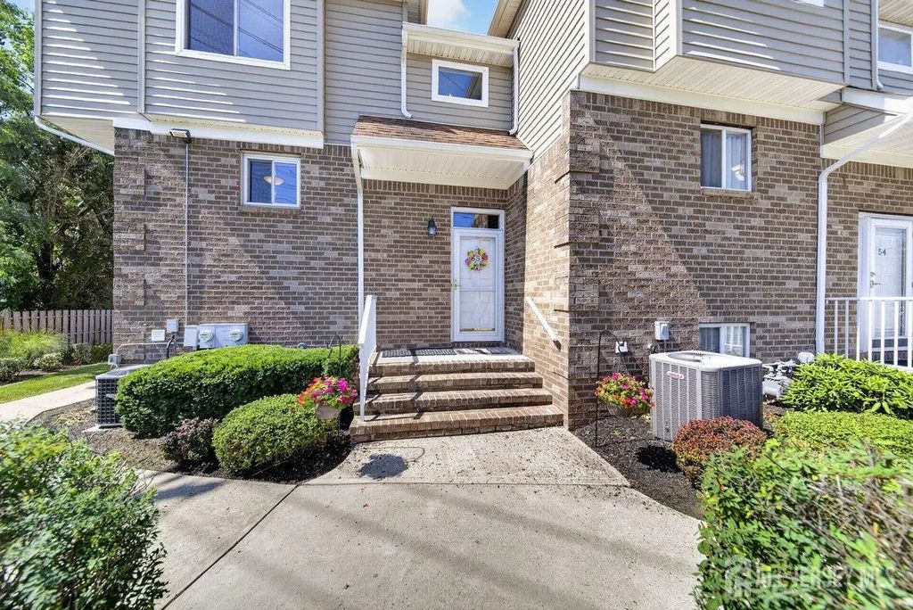 55 Marina View Drive, Sewaren