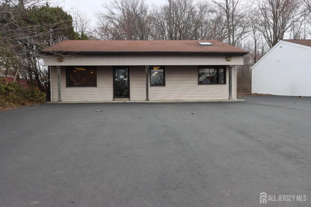 359 Rt 34 1, Old Bridge