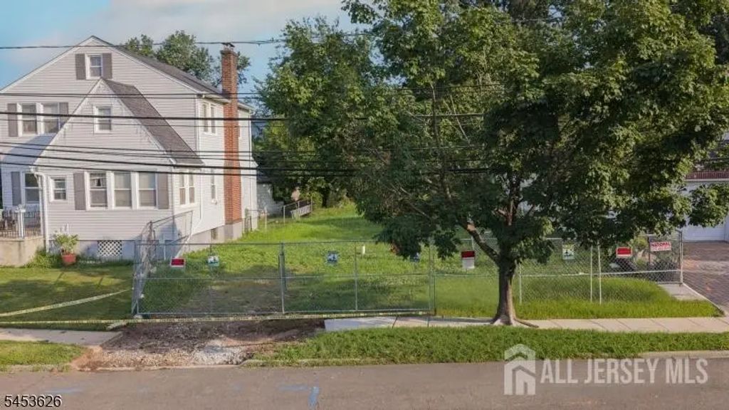 272 Beechwood Avenue, Union Twp