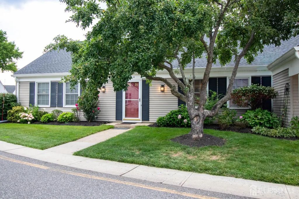 451 Roxbury Lane, Monroe