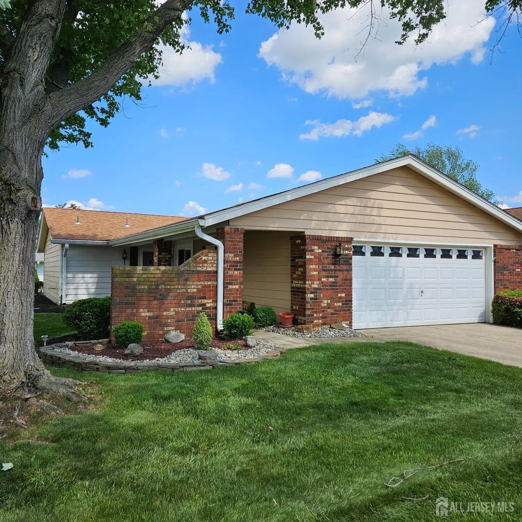 187 Newport Road, Monroe