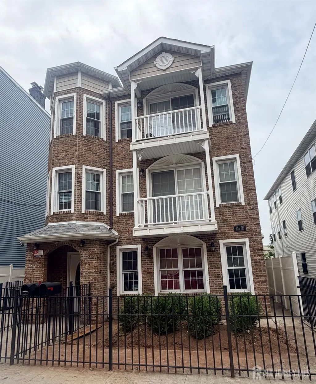 784 Bergen Street, Newark