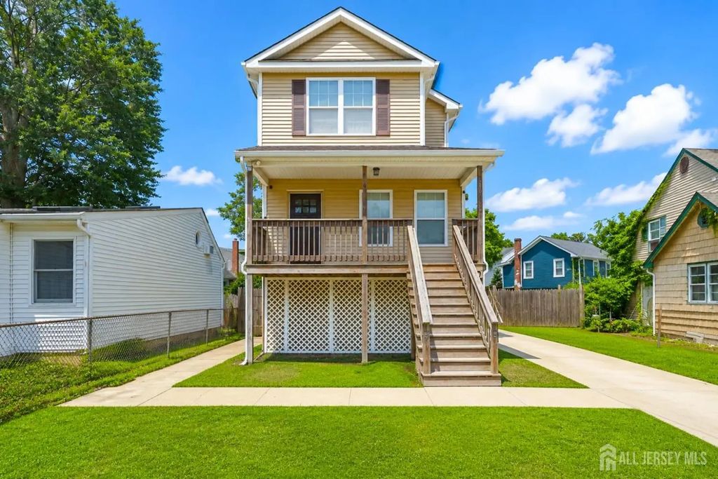 140 Twilight Avenue, Keansburg