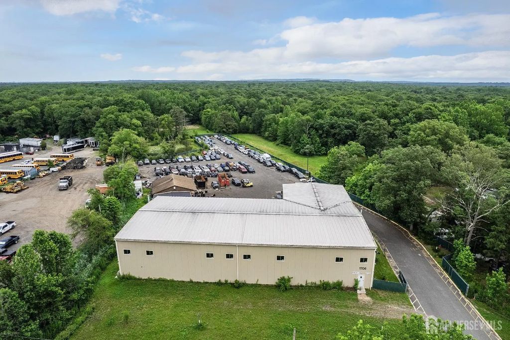 1706 Englishtown Road 2, Old Bridge