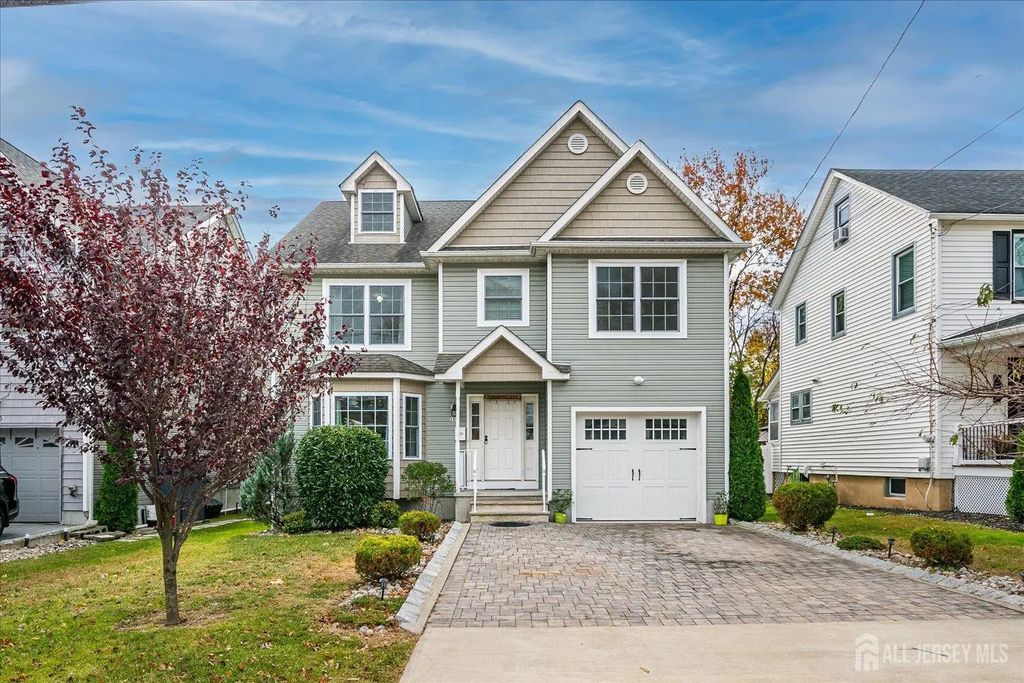 169 Metuchen Avenue, Woodbridge Proper