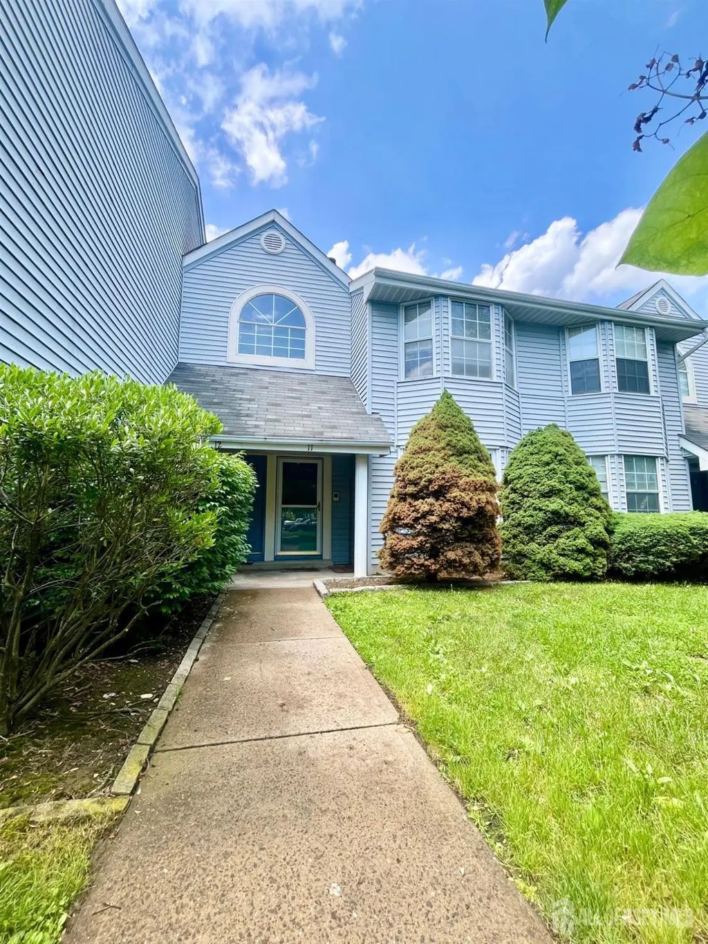 11 Tanglewood Court, South Brunswick