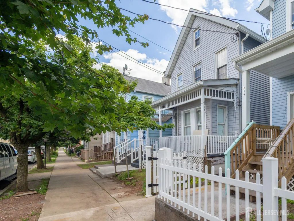 314 Seaman Street, New Brunswick