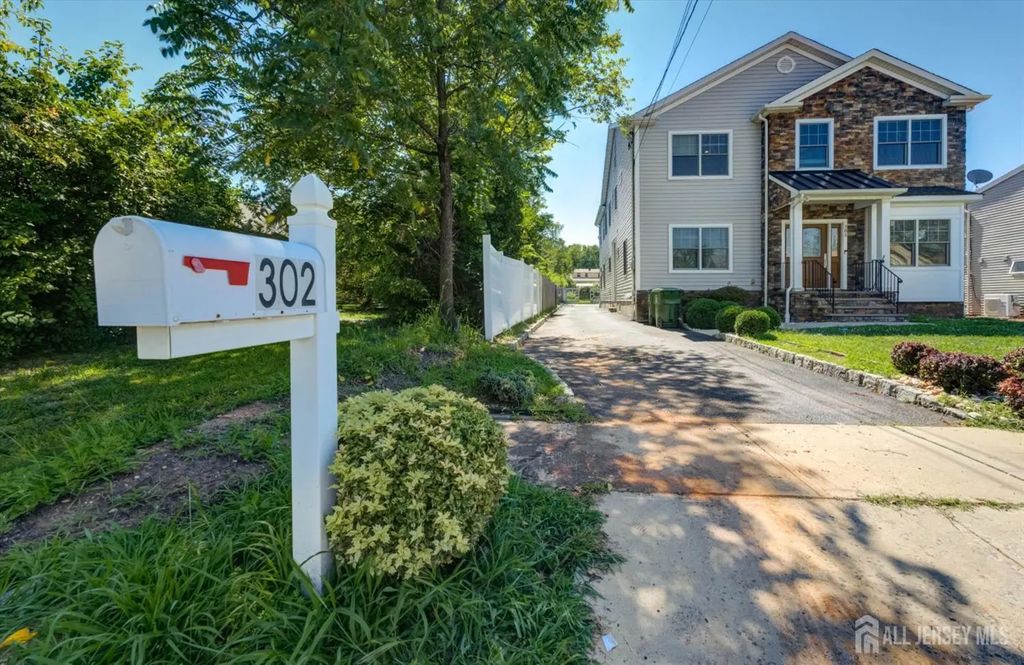 302 Central Avenue, Edison
