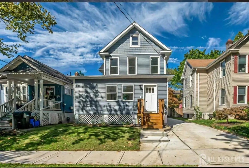 307 Wayne Street, Highland Park