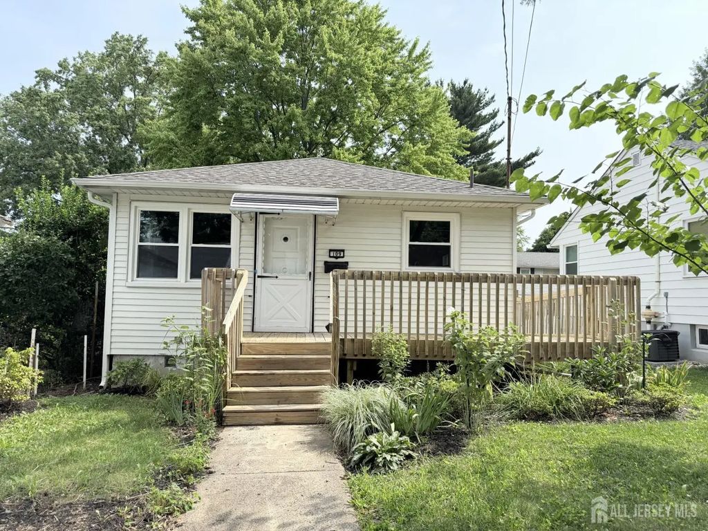 109 Barnard Street, Highland Park