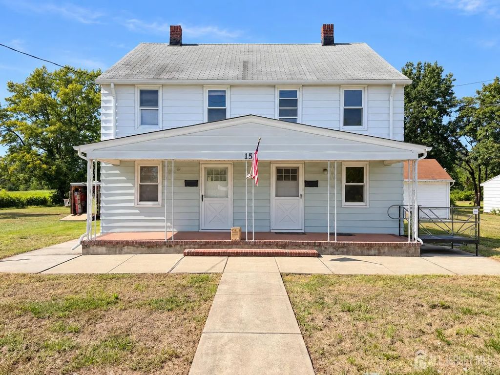 151 Macarthur Ave Avenue, Sayreville