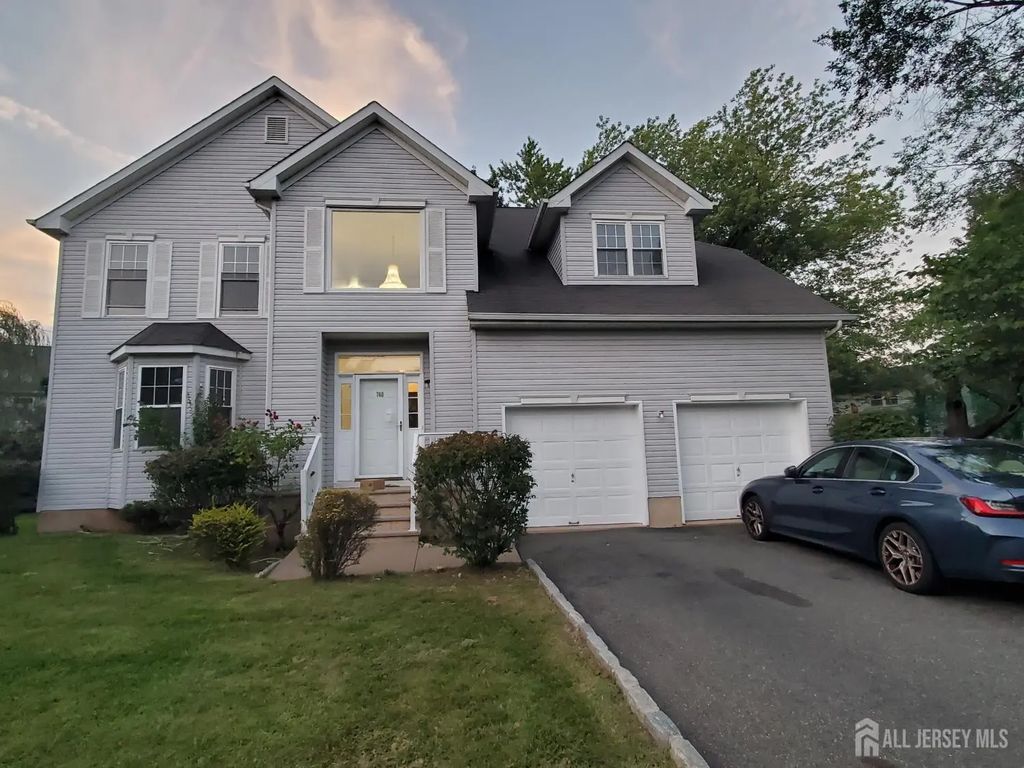 748 New Durham Road, Edison