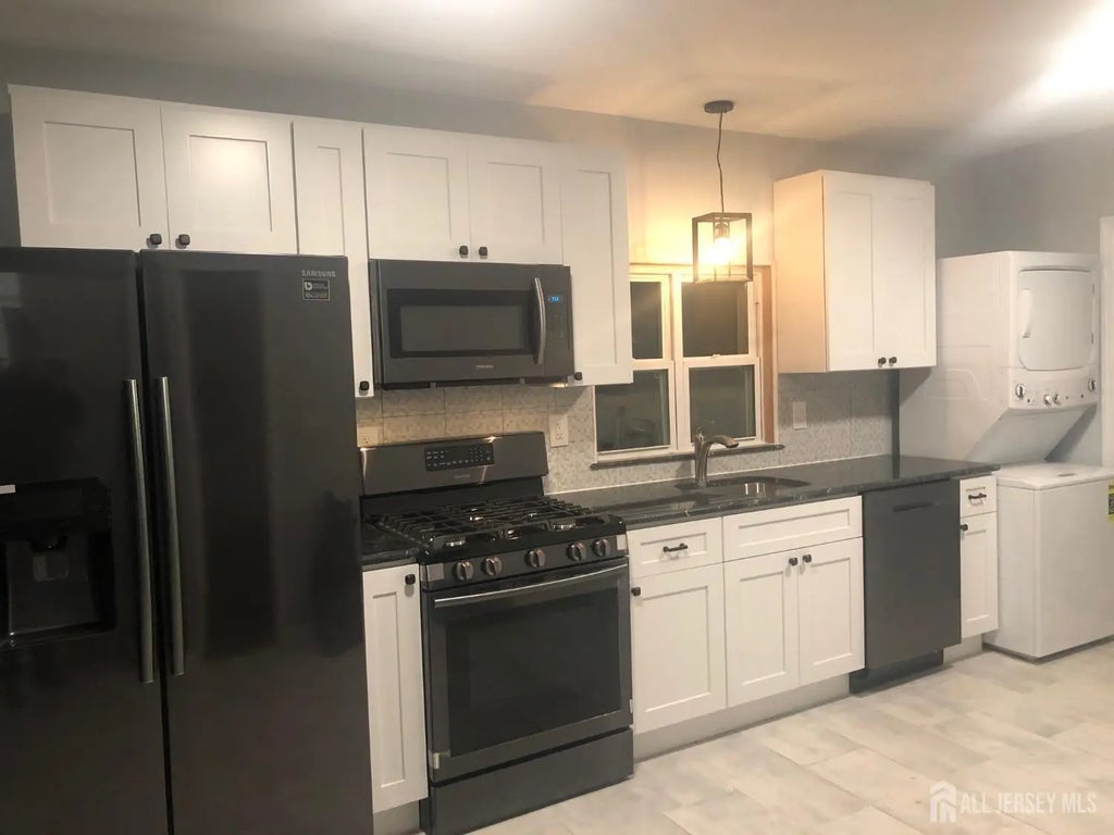 78 Old Route, South Brunswick