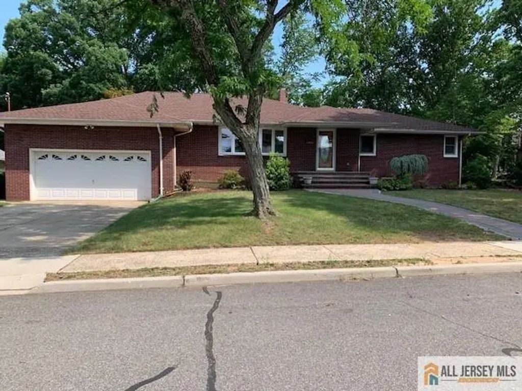 117 Mccutcheon And Rappleyea Street, Sayreville