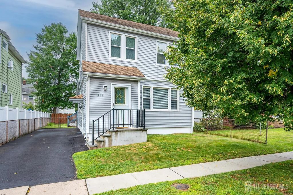 317 Ainsworth Street, Linden