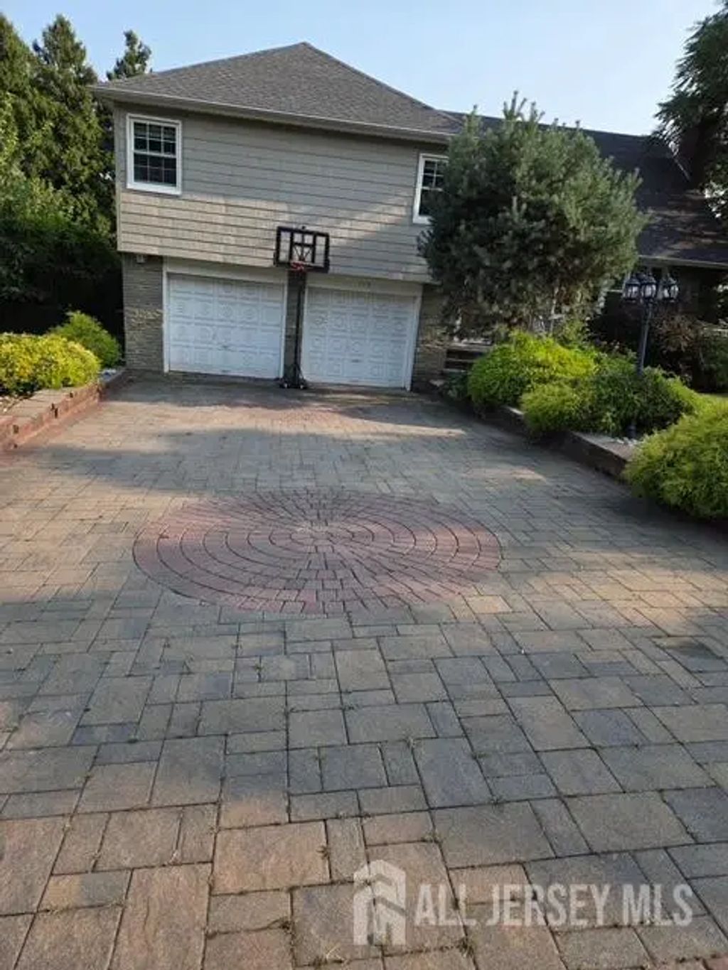 713 Roessner Drive, Union Twp