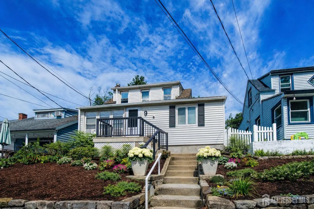 9 Lakeview Avenue, Mt. Olive