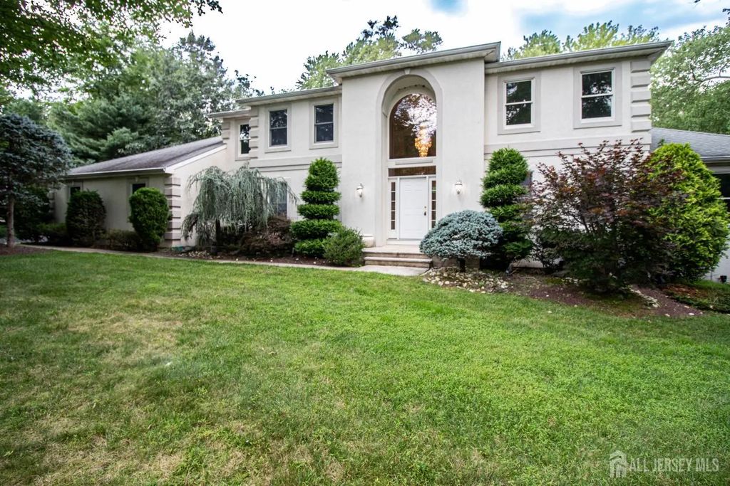 3 Polonia Court, Monroe