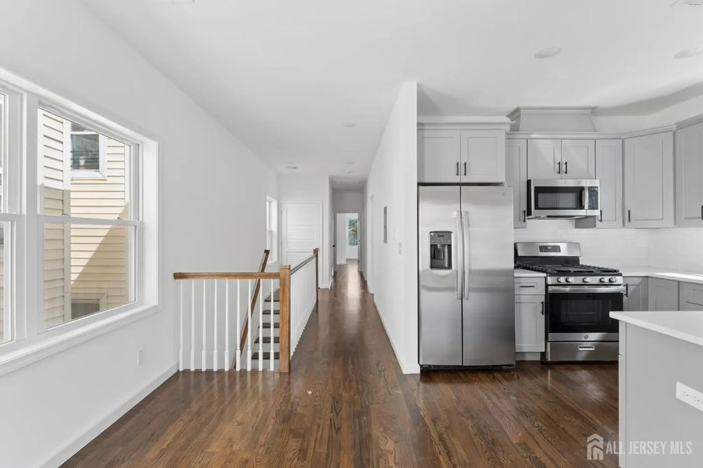 914 Bergen Street, Newark