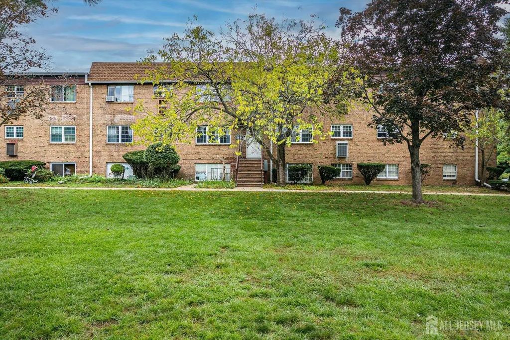 60 College Drive, Edison
