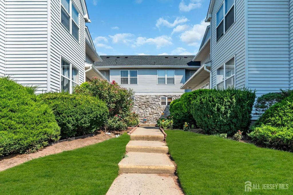 189 Bexley Lane, Piscataway