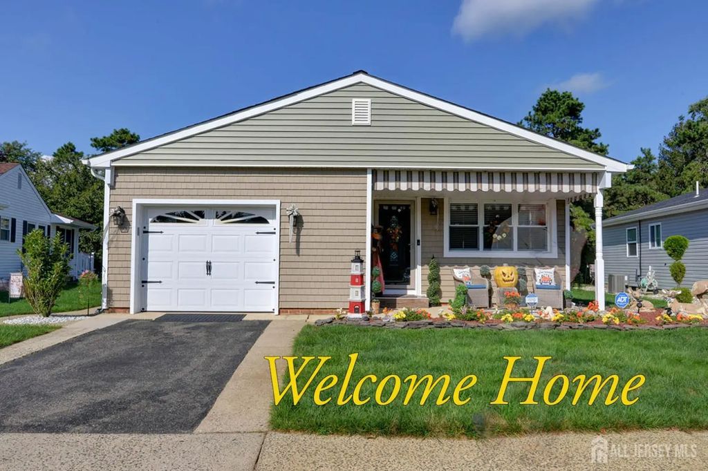 126 Santiago Drive, Toms River