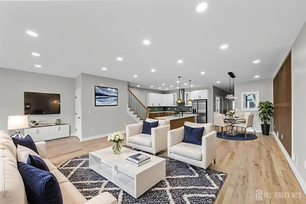 404 Washington Street, Perth Amboy