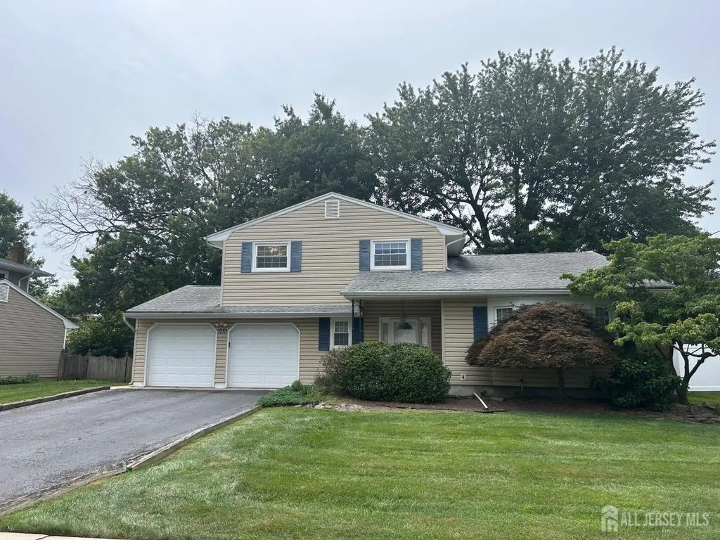 1210 Dakota Road, North Brunswick