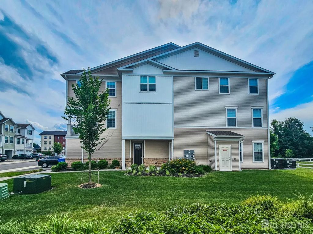 715 Station Road, Dunellen