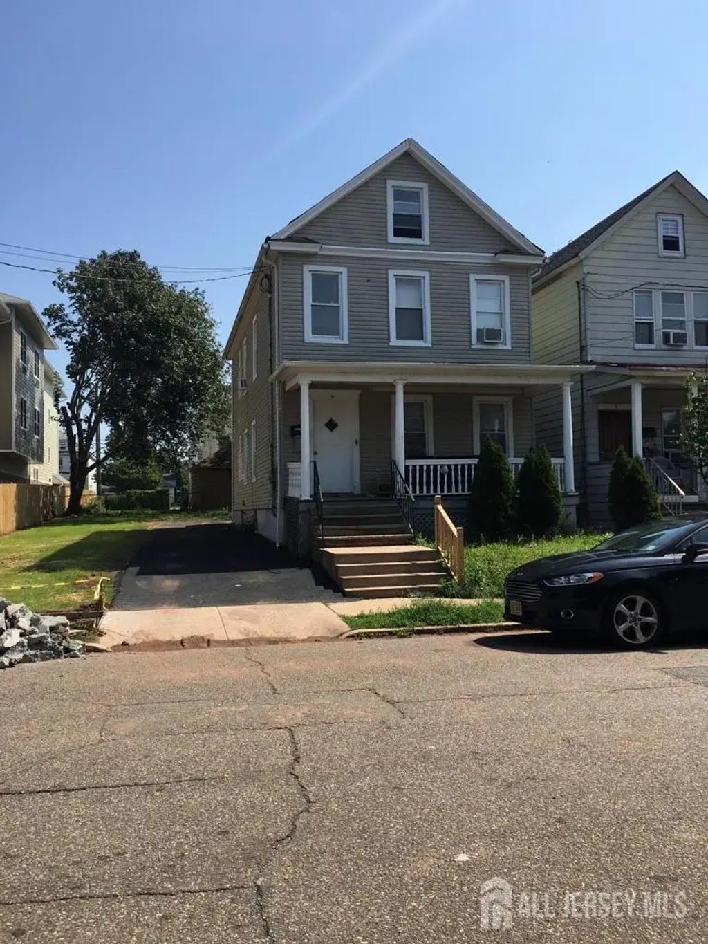 7 Maple Street, New Brunswick