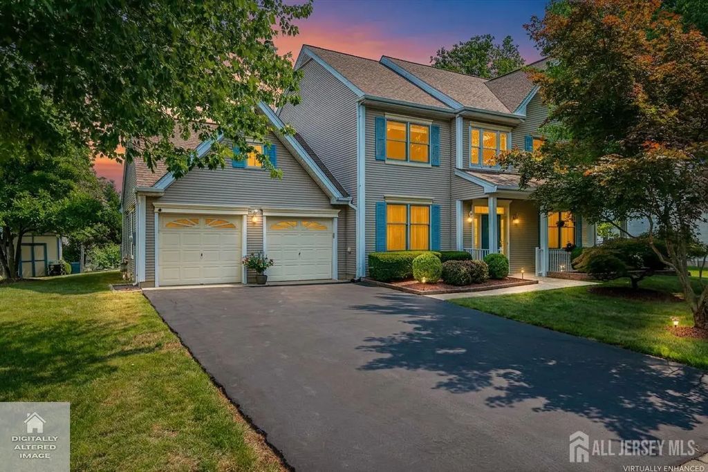 11 Lafayette Drive, South Brunswick