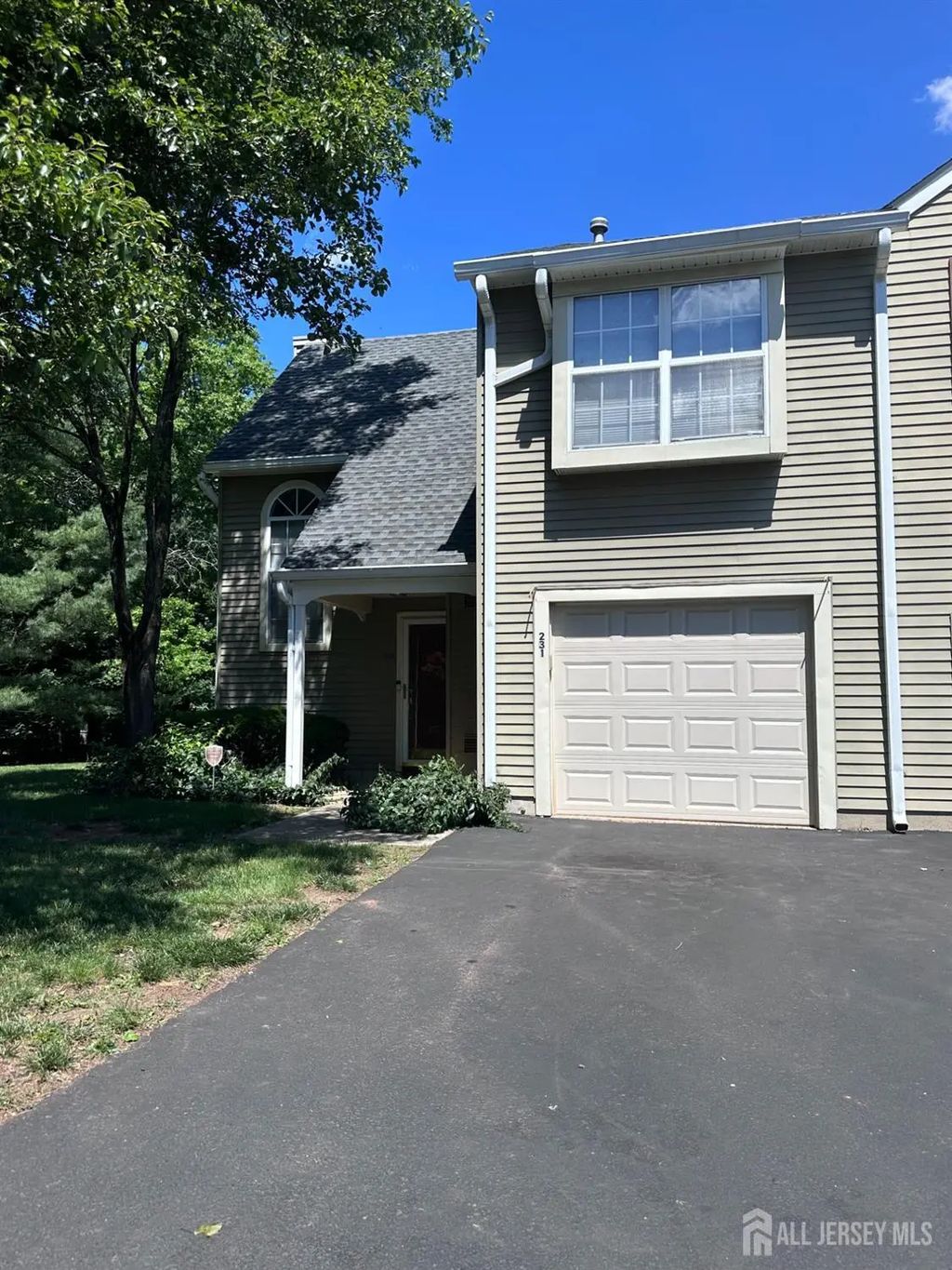 231 Mcauliffe Court, Franklin