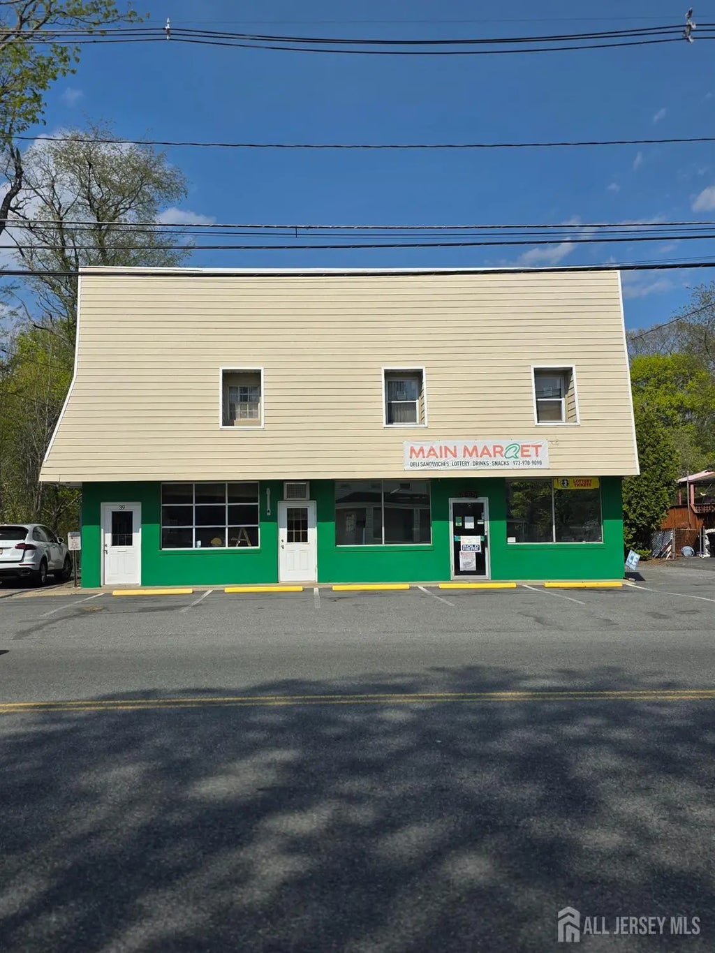 37-39 Main Street 3, Roxbury