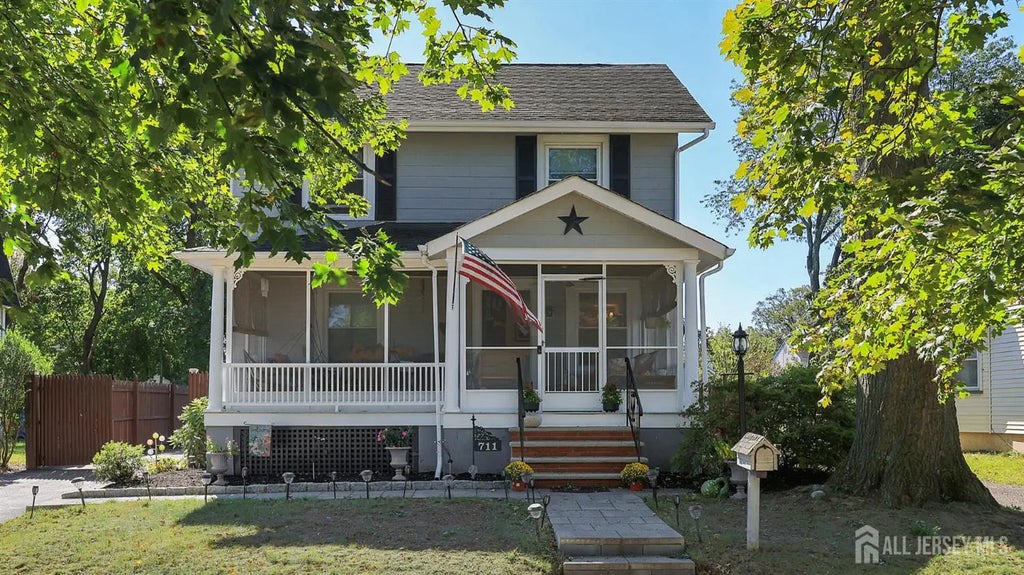 711 Dunellen Avenue, Dunellen