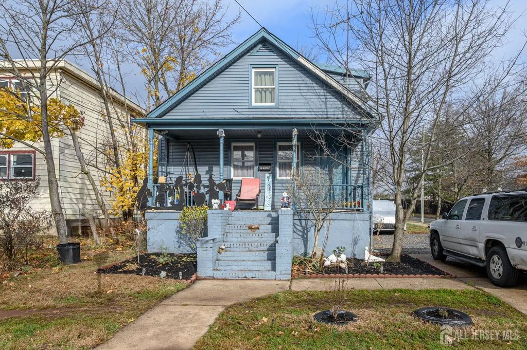 45 Oliver Avenue, New Brunswick
