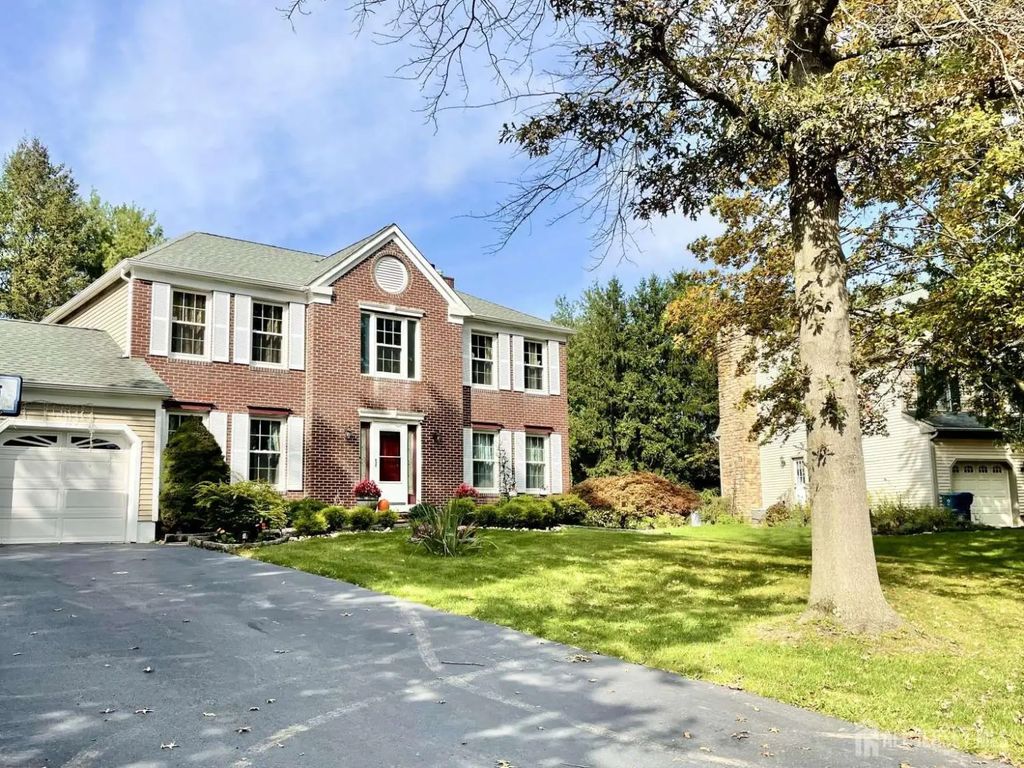 3 Webster Court, Plainsboro