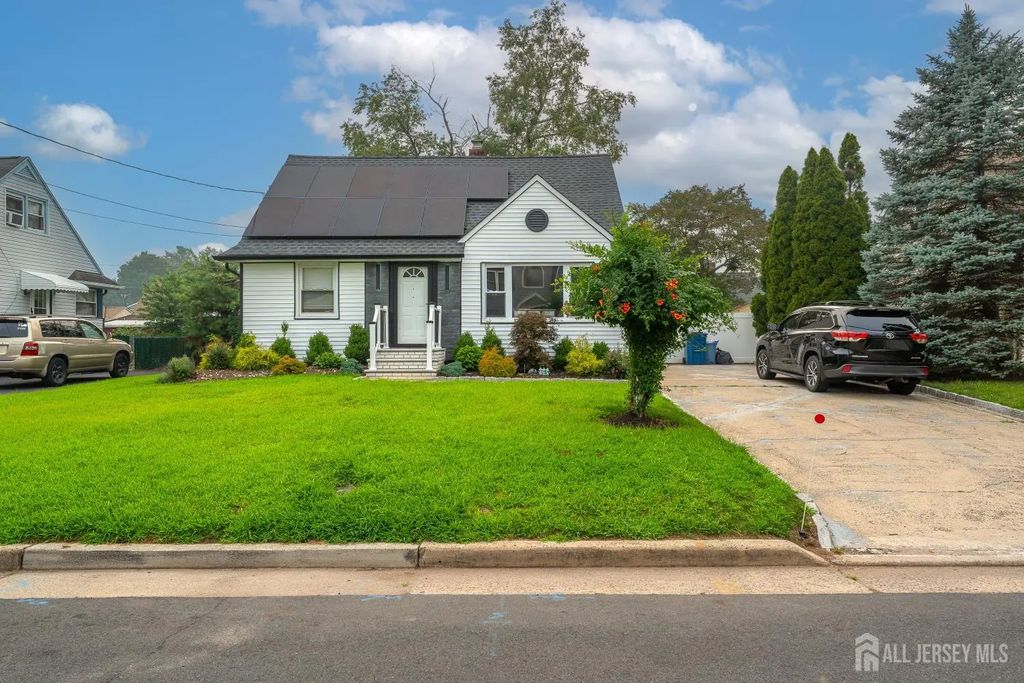 156 Baker Avenue, South Plainfield