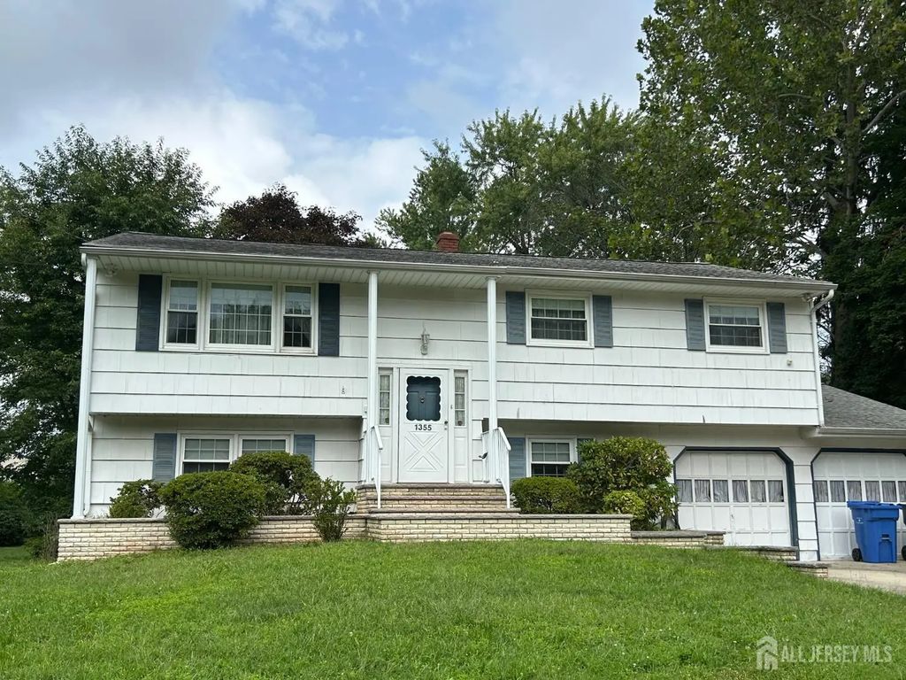1355 Joseph Street, North Brunswick