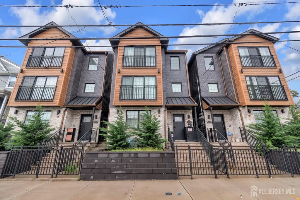 73 Stuyvesant Avenue, Newark