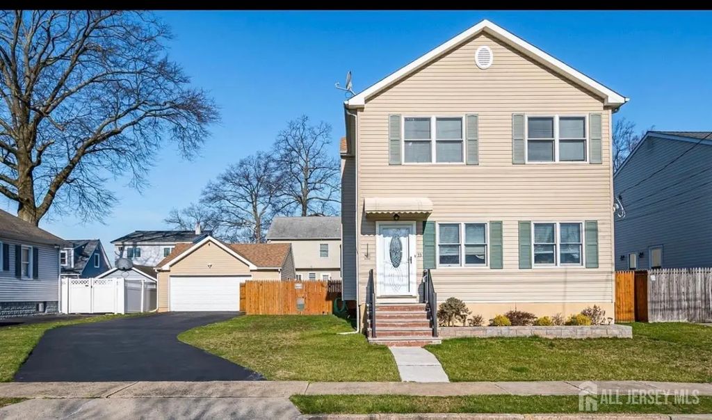 33 W Park Avenue, Avenel