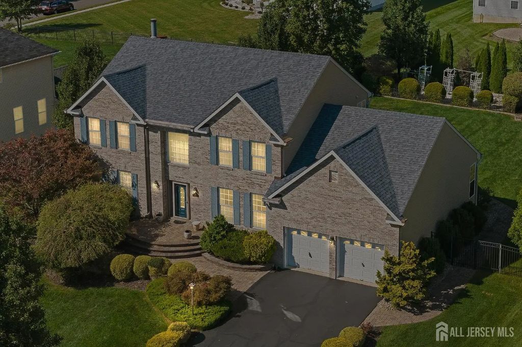 20 Mitchell Drive, Monroe