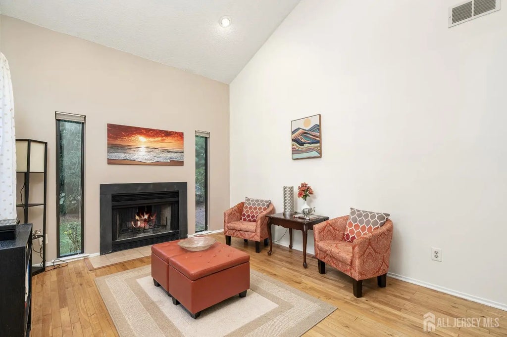 263 Sayre Drive, Plainsboro