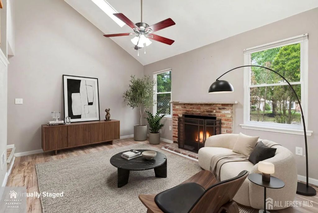 38 Cherrywood Drive, Franklin Twsp