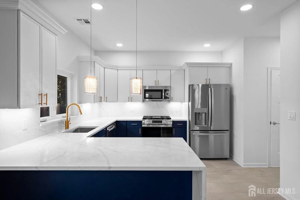 410 Morris Place, Roselle