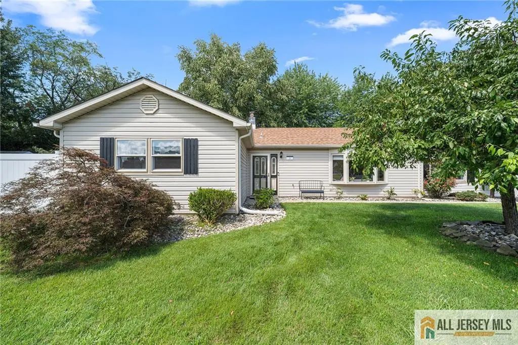3 11th Avenue, Monroe