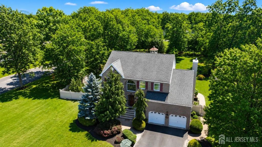 448 Buckingham Drive, Piscataway