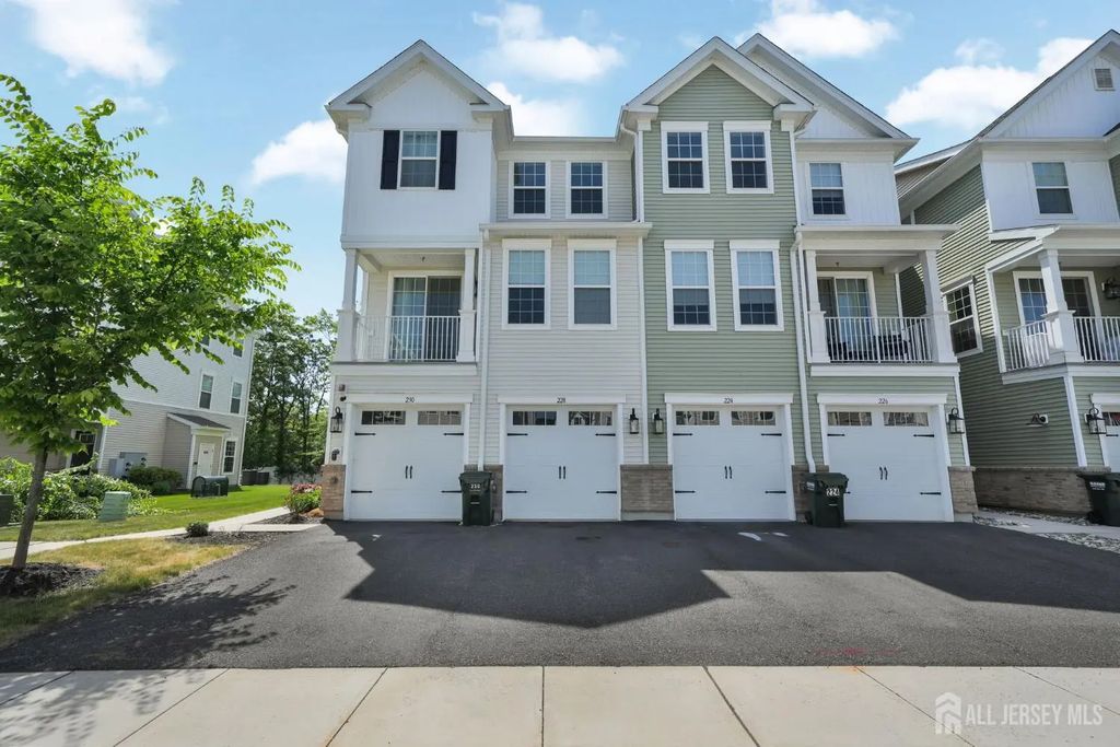 228 Park Lane, Dunellen